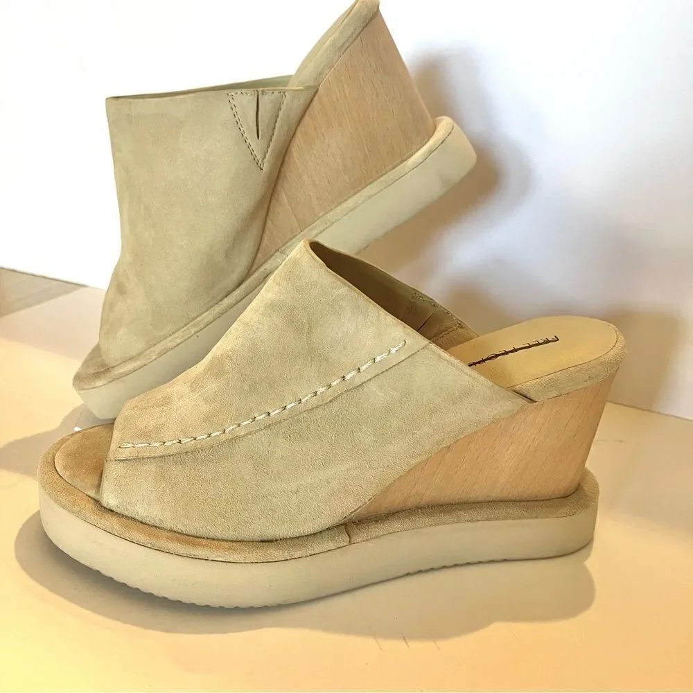 Free People Running In Wedges Suede‎ Platform Sandals in Cafe Tan NIB size 7.5